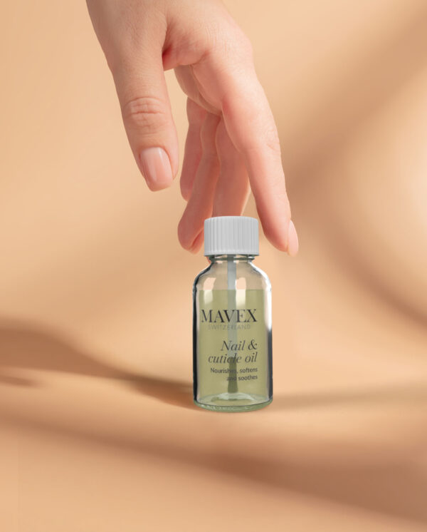 Nail & Cuticle Oil 15ml - Image 3